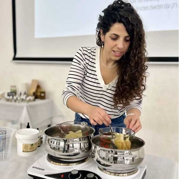 סדנת ארומתרפיה ורוקחות טבעית - טל שדה